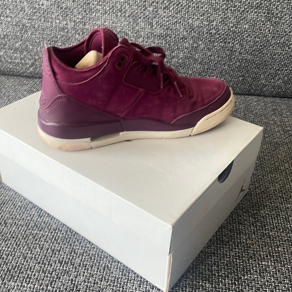 Jordan 3 Bordeaux